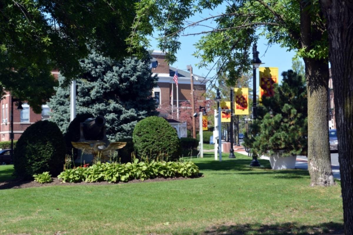 Park at Municipal Building